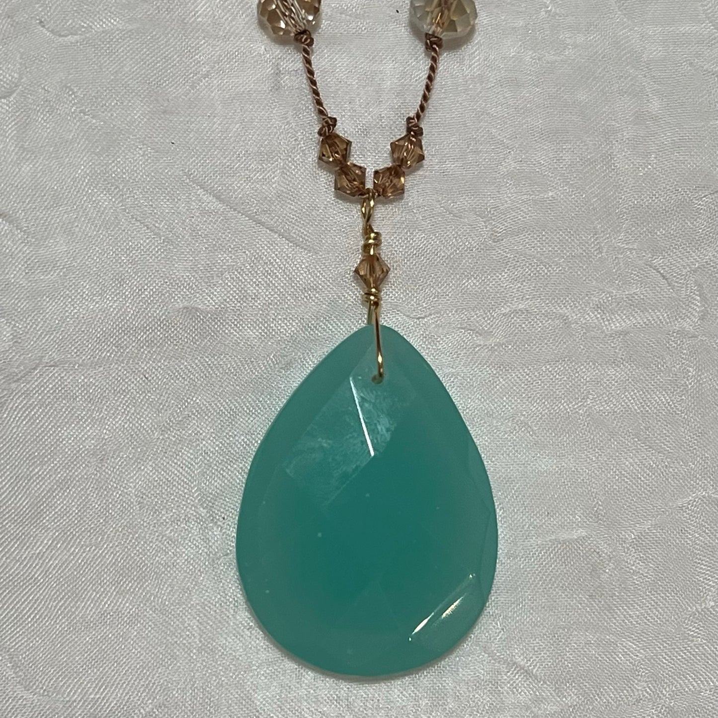 Calcedony Teardrop