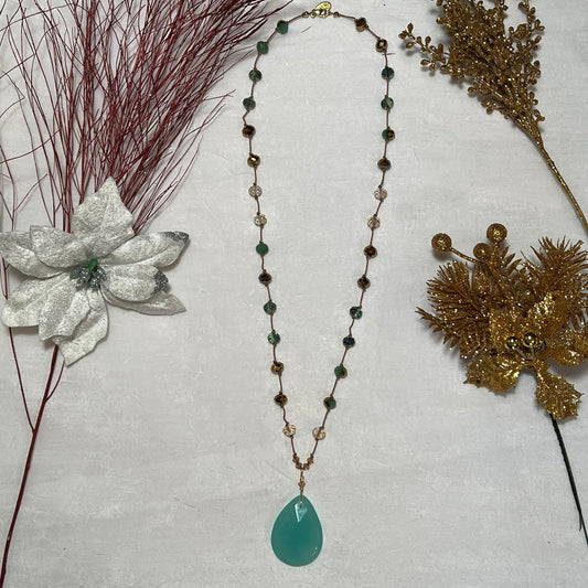 Calcedony Teardrop